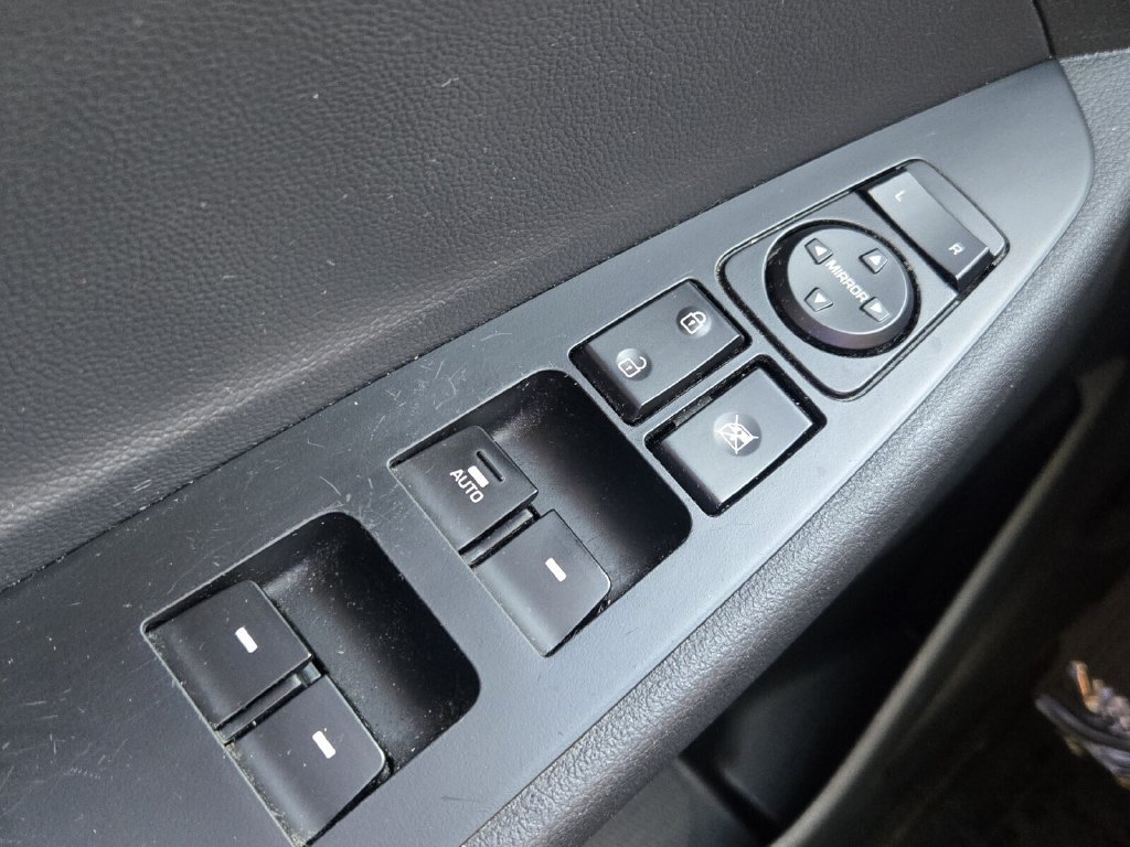 Used 2021 Hyundai Tucson Sport FWD image 26