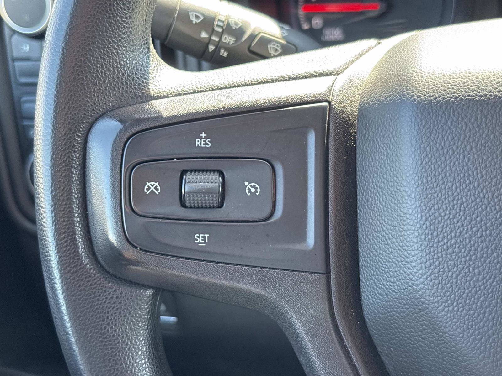 Used 2020 Chevrolet Silverado 2500 Custom w/ Custom Value Package image 16