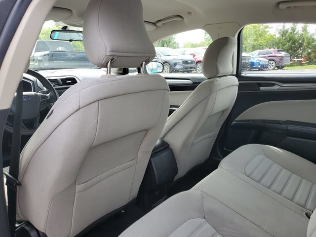Used 2017 Ford Fusion S FWD image 26