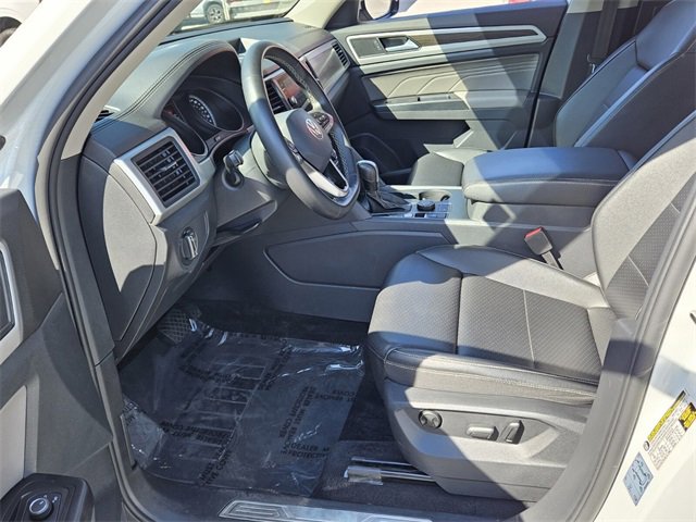 Used 2021 Volkswagen Atlas SE image 4