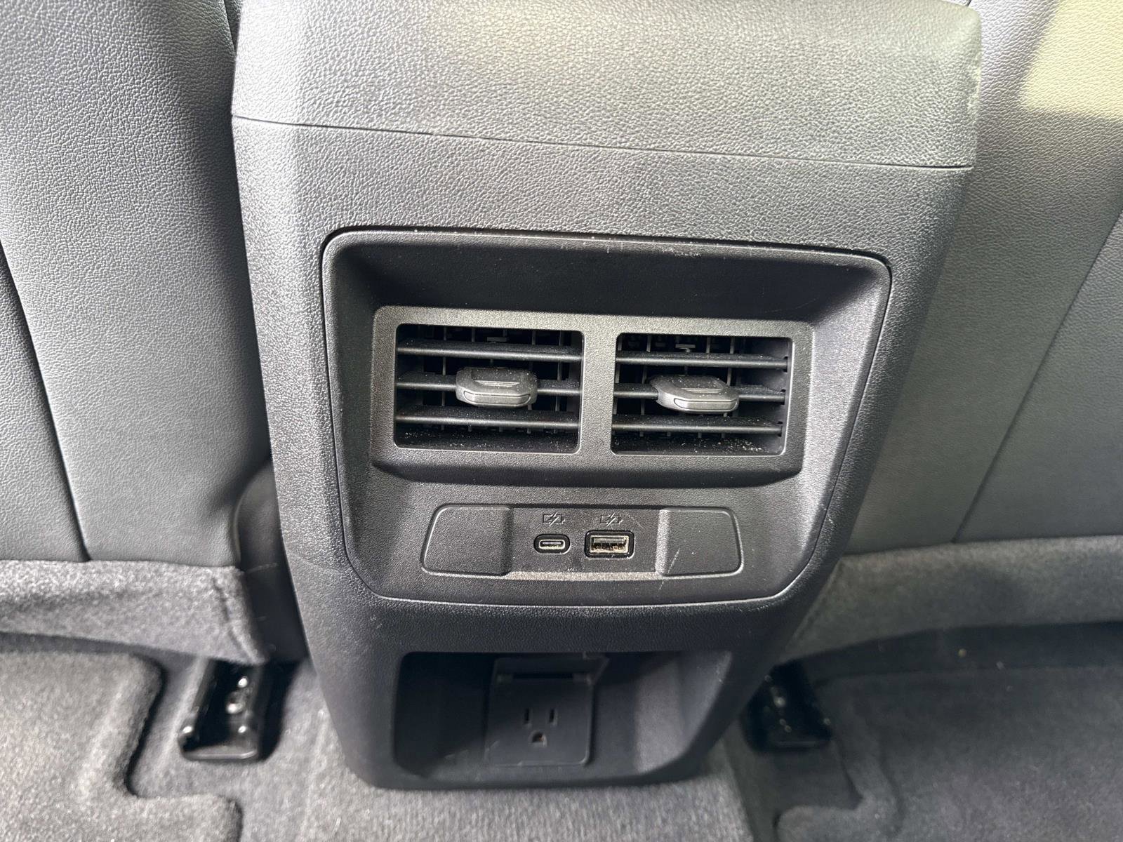 Used 2024 Chevrolet Colorado ZR2 w/ ZR2 Convenience Package III image 32