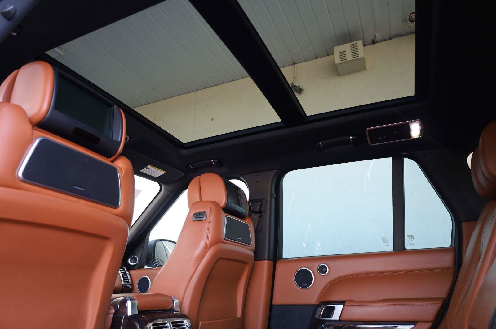 Used 2014 Land Rover Range Rover Autobiography AWD/4WD image 19