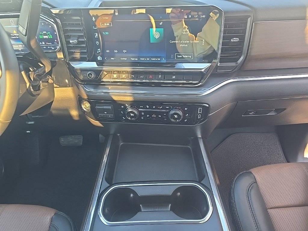 Used 2025 Chevrolet Silverado 3500 High Country w/ High Country Premium Package image 24