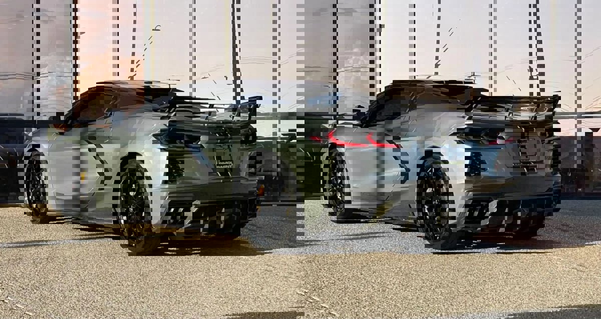 Used 2022 Chevrolet Corvette Stingray Premium Conv w/ Z51 Performance Package image 9