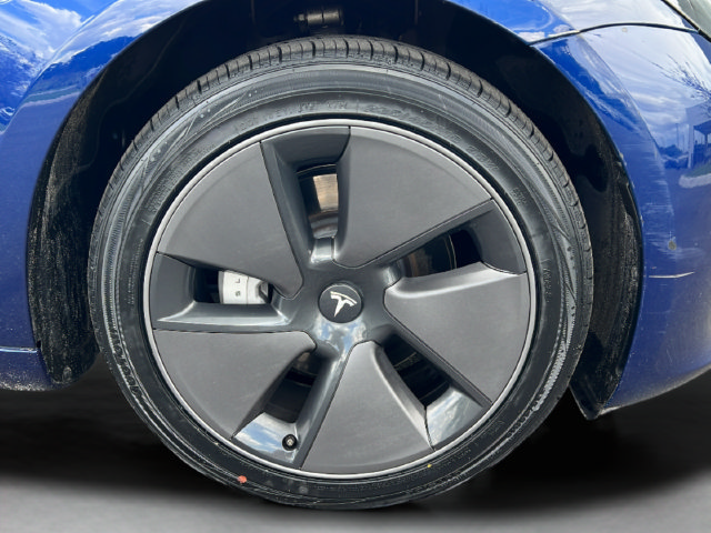 Used 2023 Tesla Model 3 Standard Range RWD image 24