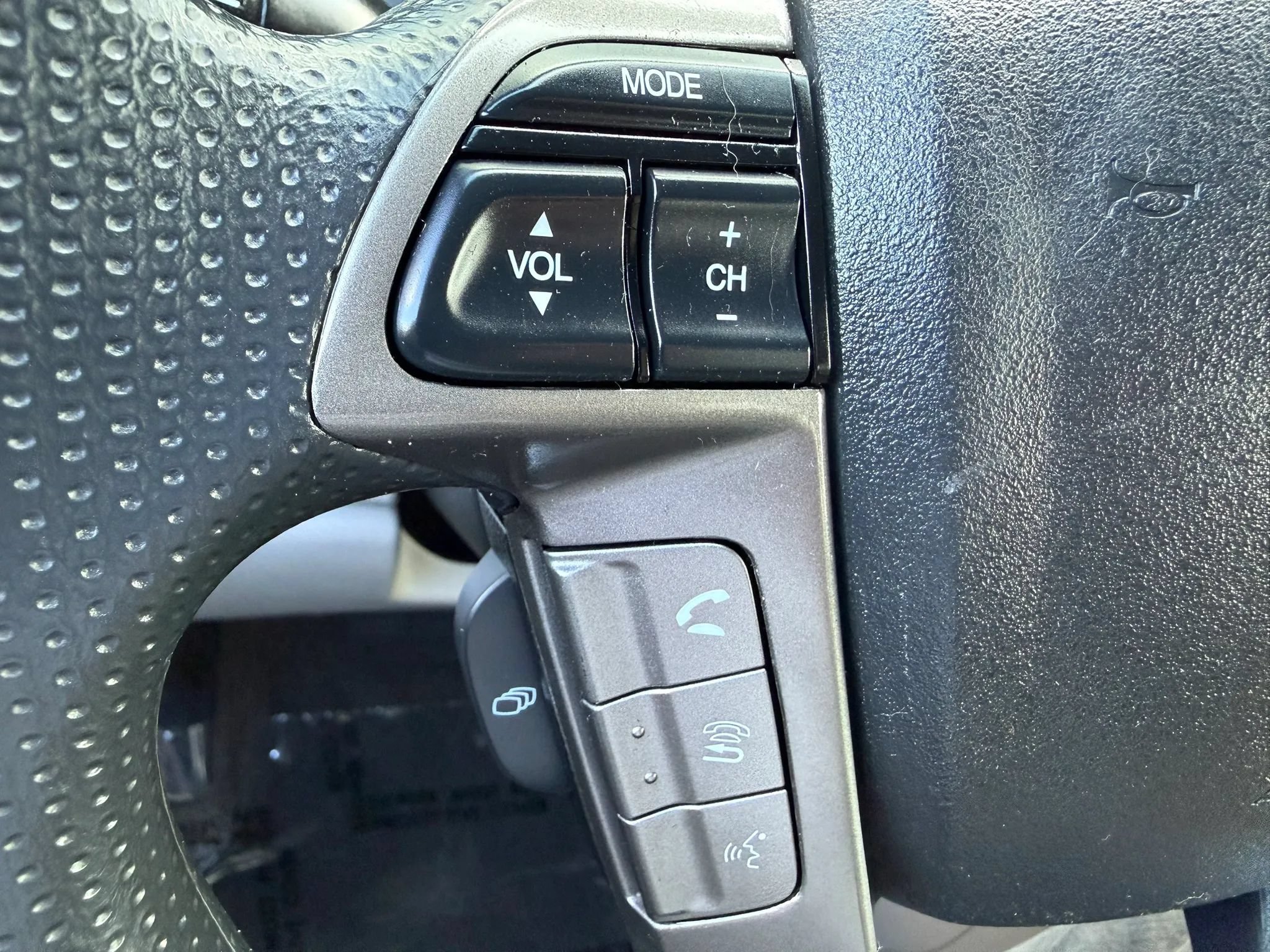 Used 2015 Honda Odyssey LX image 28