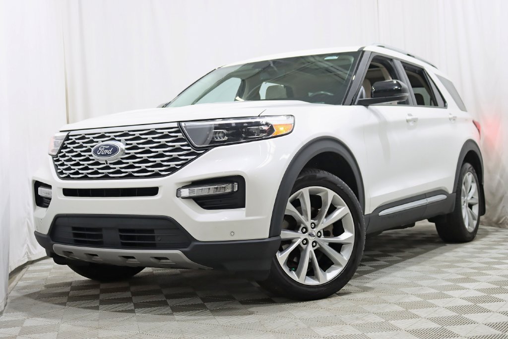 Used 2022 Ford Explorer Platinum w/ Equipment Group 601A AWD/4WD image 6