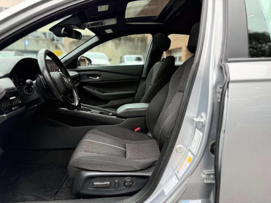 Used 2024 Honda Accord Sport image 17