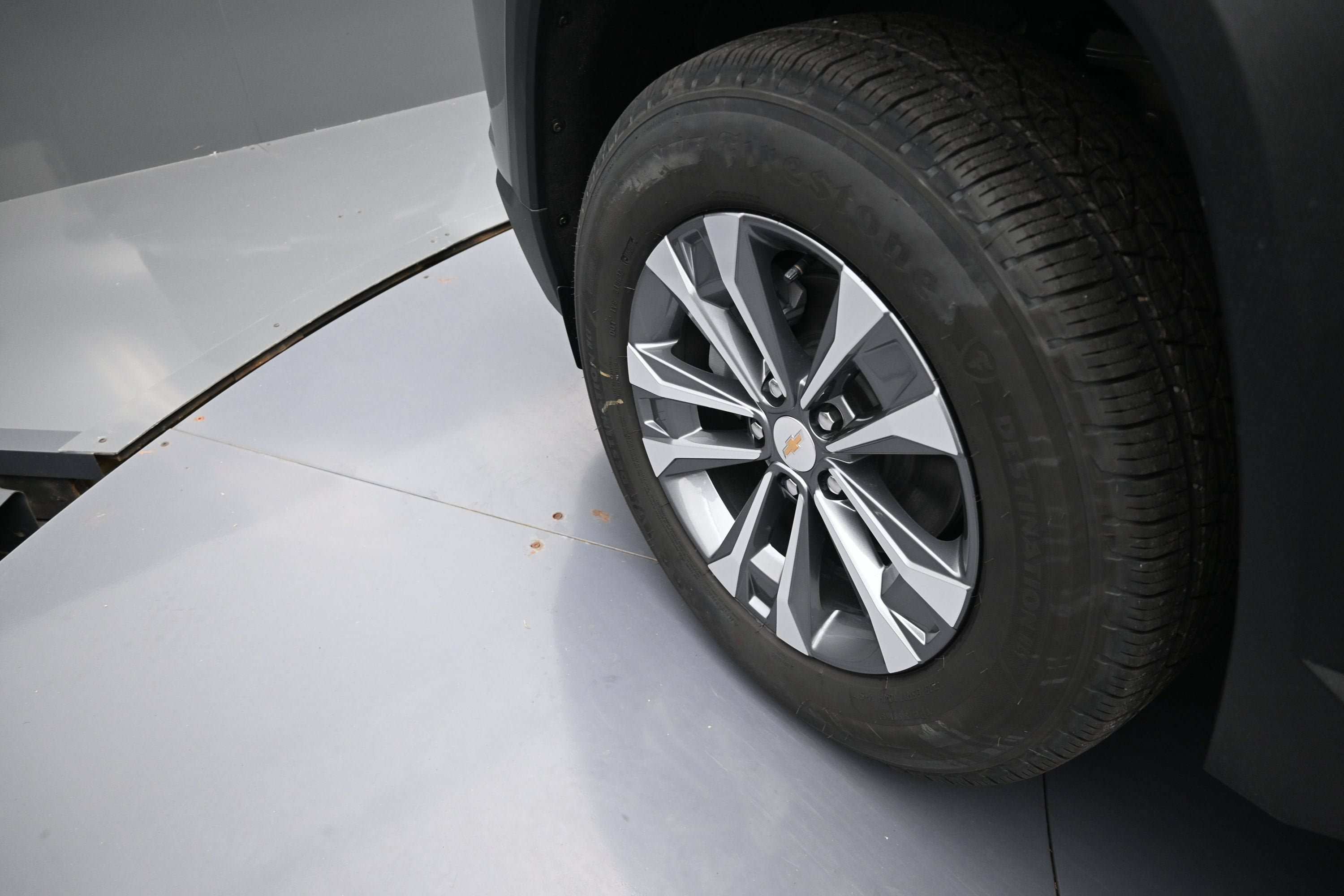 New 2027 Chevrolet Equinox LT FWD image 34