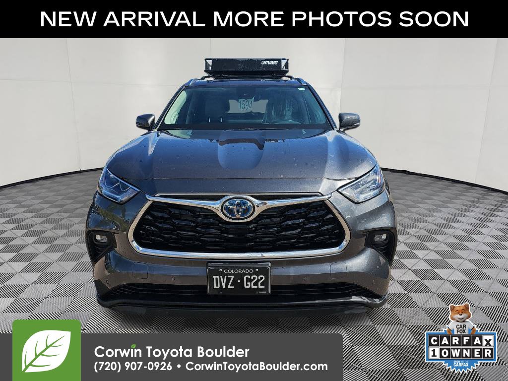 Used 2023 Toyota Highlander Limited w/ Protection Package #3 (TMS) AWD/4WD image 2
