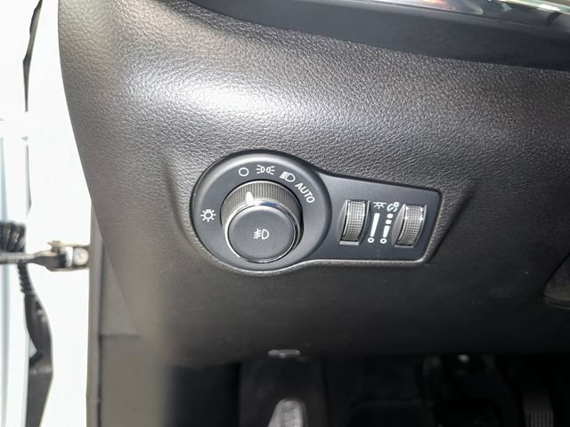 Used 2023 Jeep Compass Limited AWD/4WD image 20