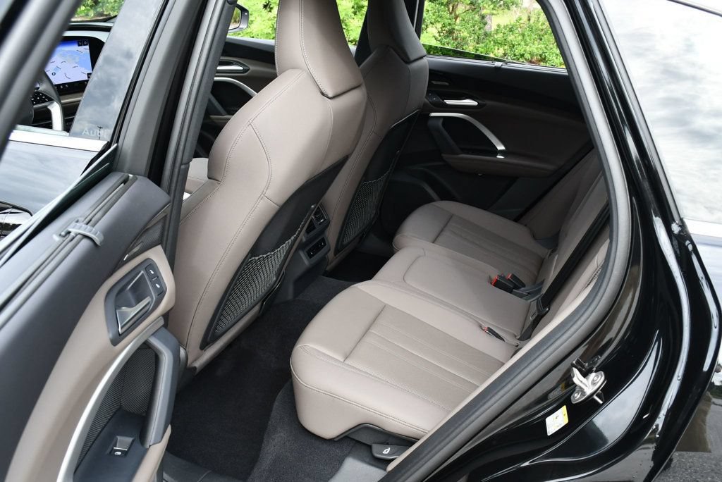 Used 2025 Audi Q5 Prestige AWD/4WD image 16