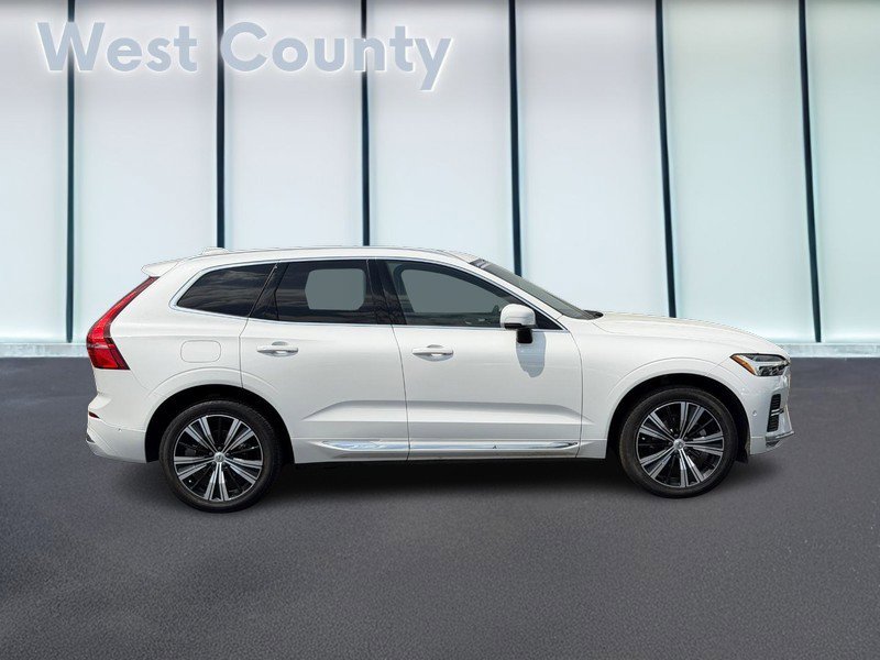 Used 2023 Volvo XC60 B5 Plus w/ Climate Package AWD/4WD image 2