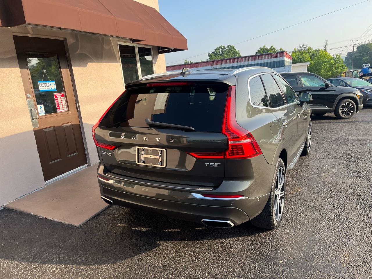 Used 2019 Volvo XC60 T5 Inscription w/ Protection Package Premier AWD/4WD image 6