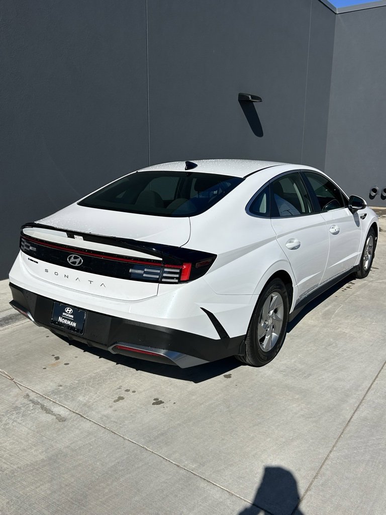Used 2025 Hyundai Sonata SE image 6