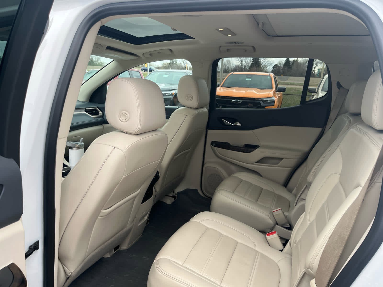 Used 2021 GMC Acadia Denali w/ Denali Ultimate Package image 10