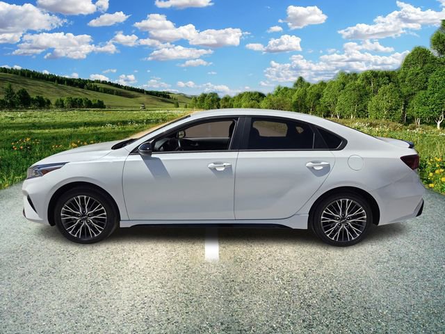 Used 2023 Kia Forte GT-Line w/ GT-Line Technology Package image 4