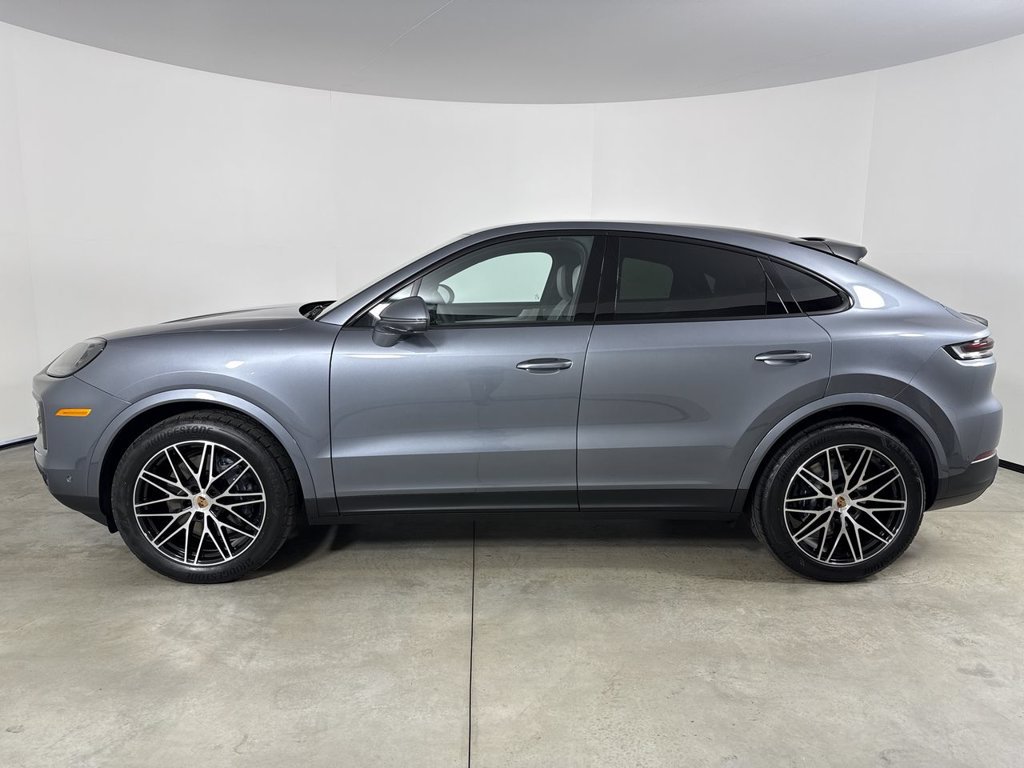 New 2026 Porsche Cayenne Coupe AWD/4WD image 2