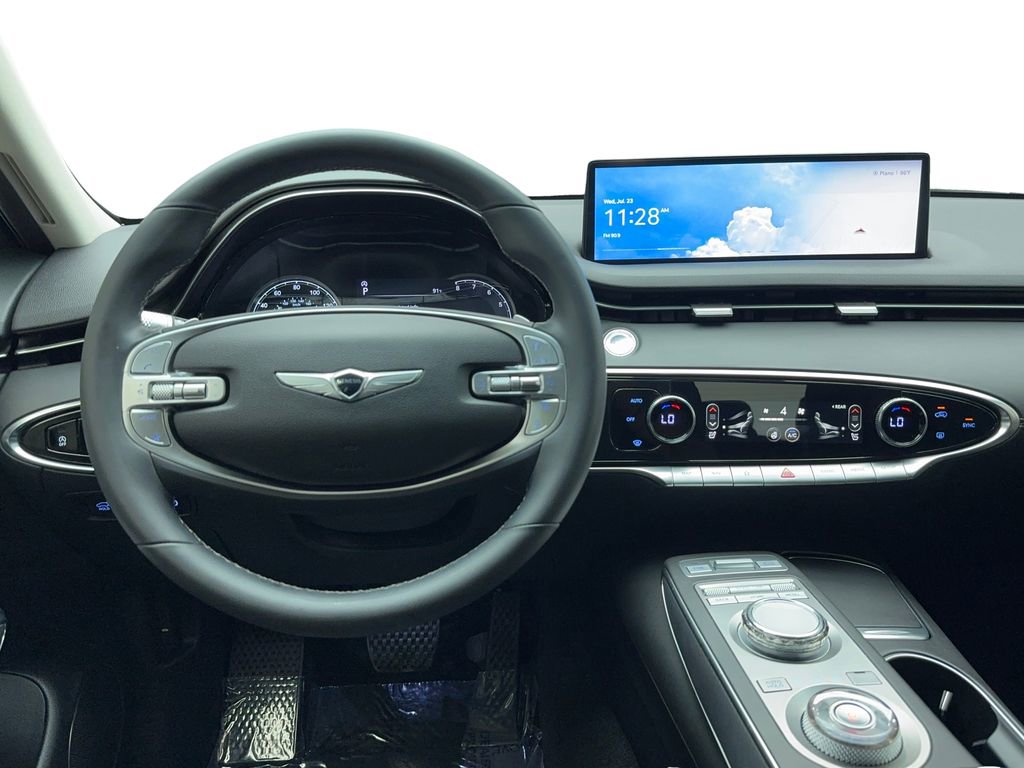 Used 2024 Genesis GV70 2.5T w/ Select Package image 17