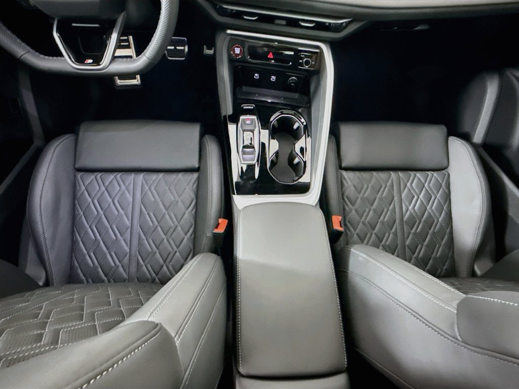 New 2026 Audi SQ5 Premium Plus AWD/4WD image 17