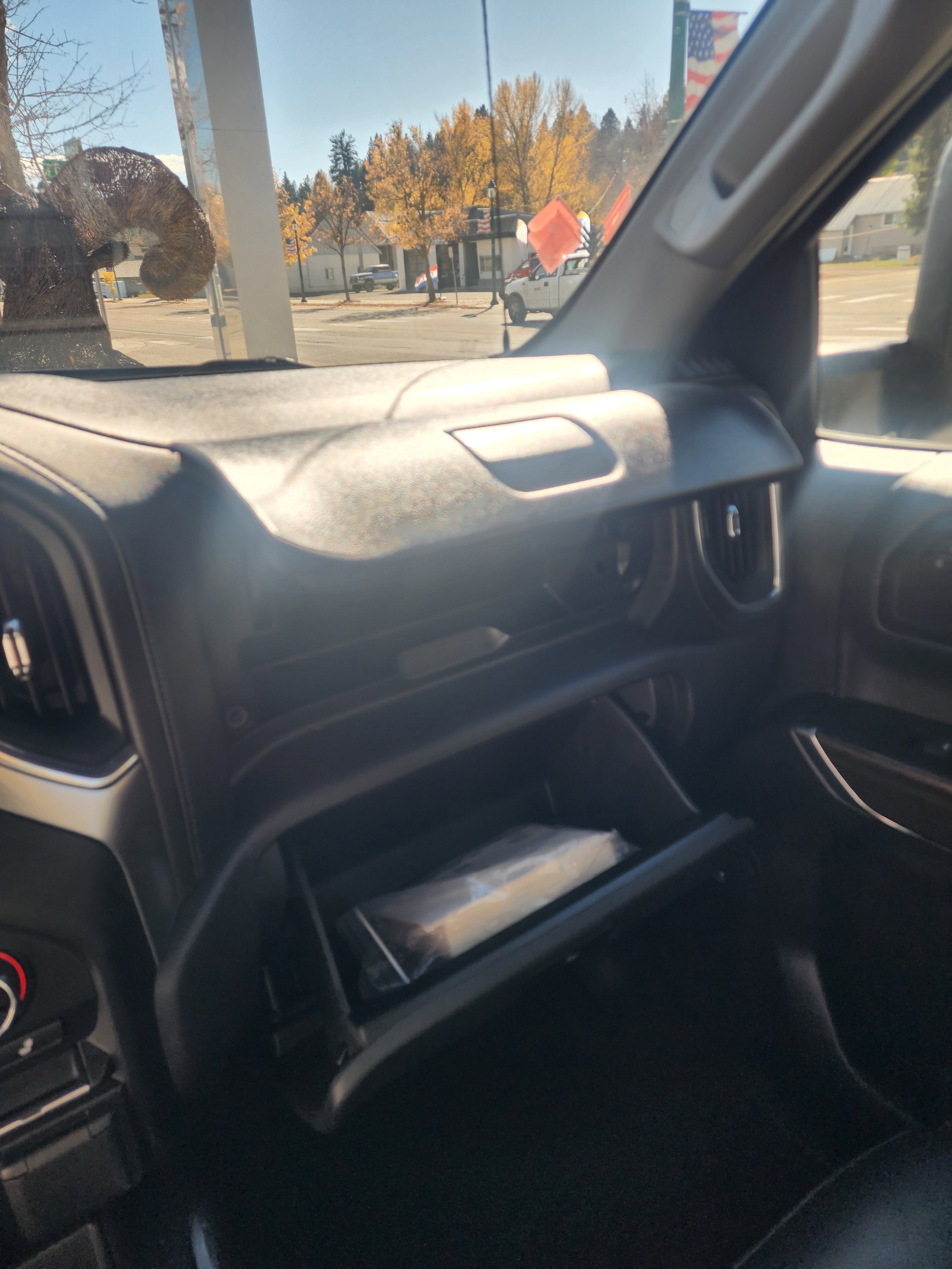 Used 2020 Chevrolet Silverado 1500 RST w/ All-Star Edition image 13