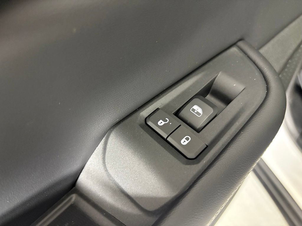New 2027 Jeep Grand Cherokee Laredo X RWD image 38