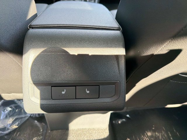 New 2027 Volkswagen Jetta SEL FWD image 14