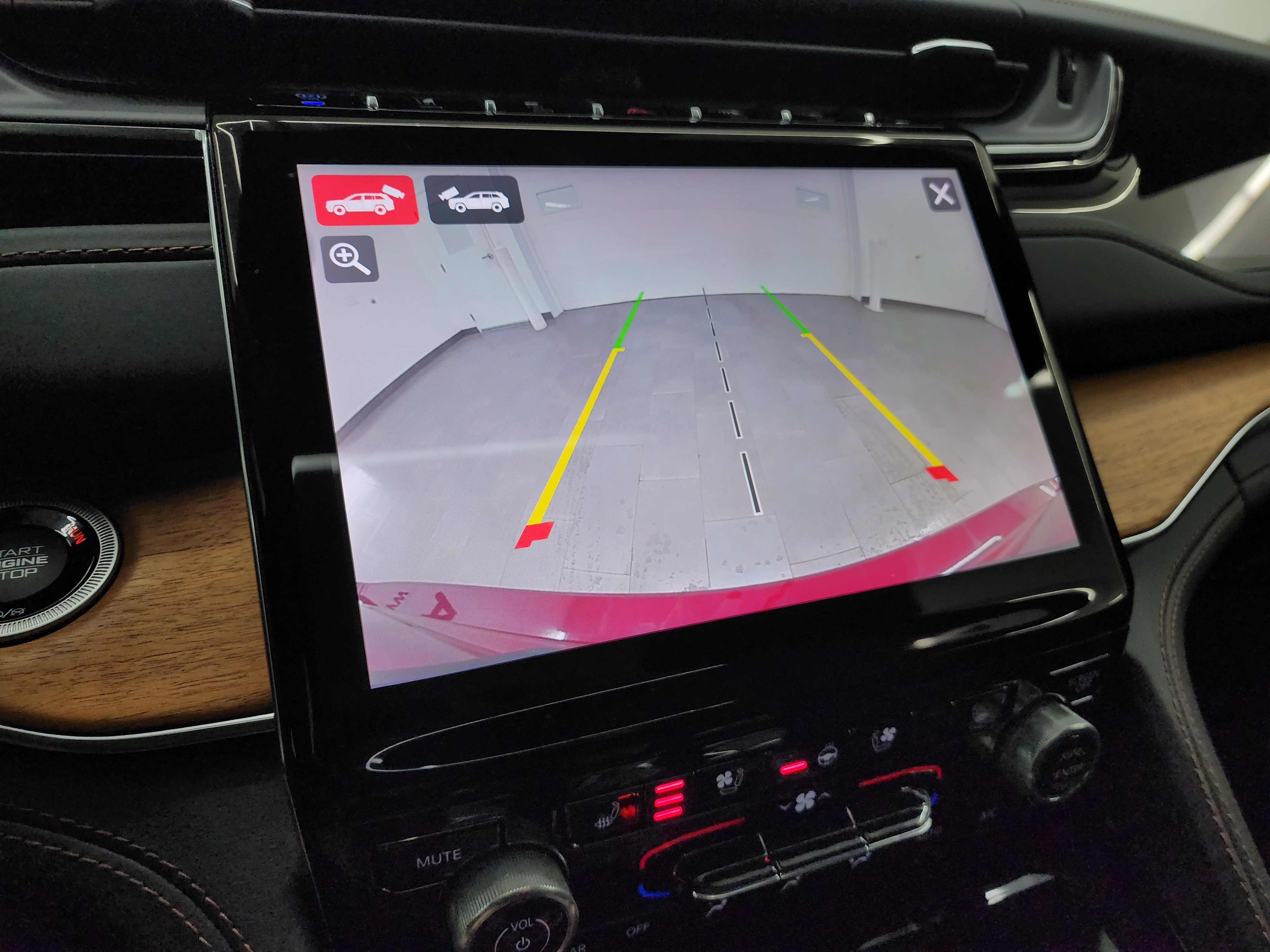 Used 2022 Jeep Grand Cherokee Summit image 22