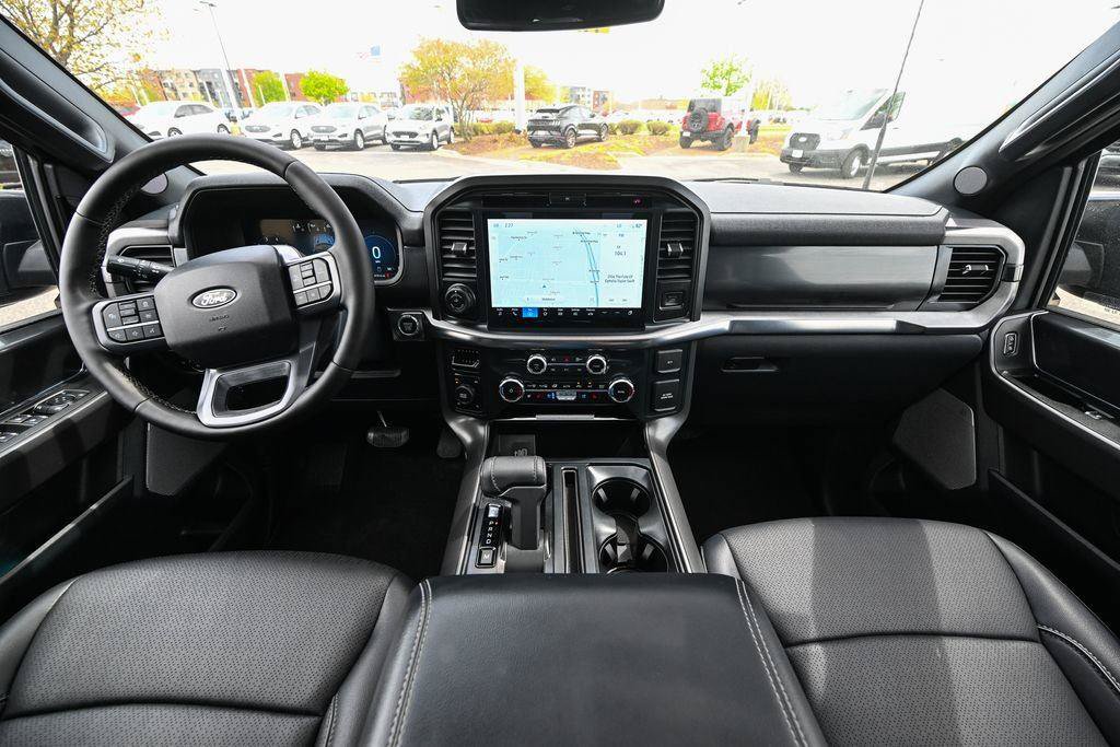 Used 2025 Ford F150 Lariat AWD/4WD image 30