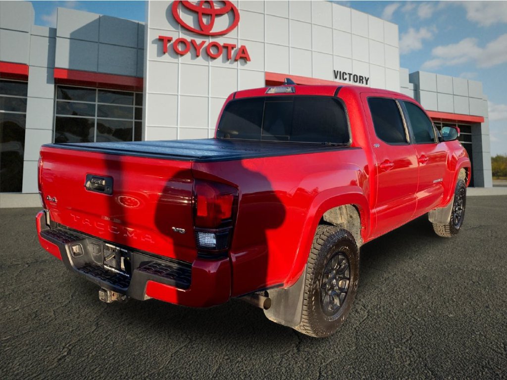 Used 2022 Toyota Tacoma SR5 w/ Technology Package AWD/4WD image 3