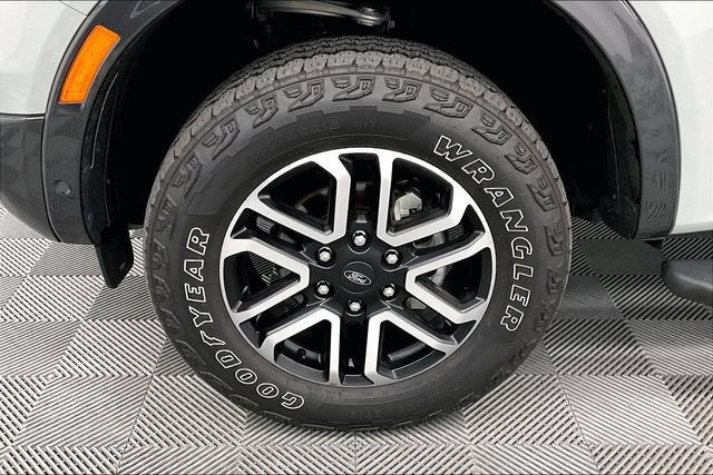 Used 2024 Ford Ranger Lariat w/ FX4 Off-Road Package AWD/4WD image 10