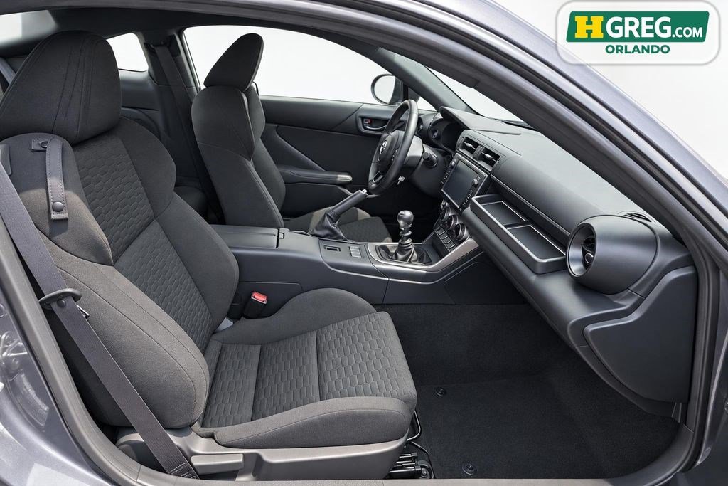 Used 2023 Toyota GR86 RWD image 11