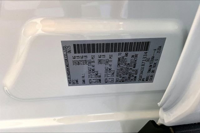 New 2025 Nissan Rogue S image 34