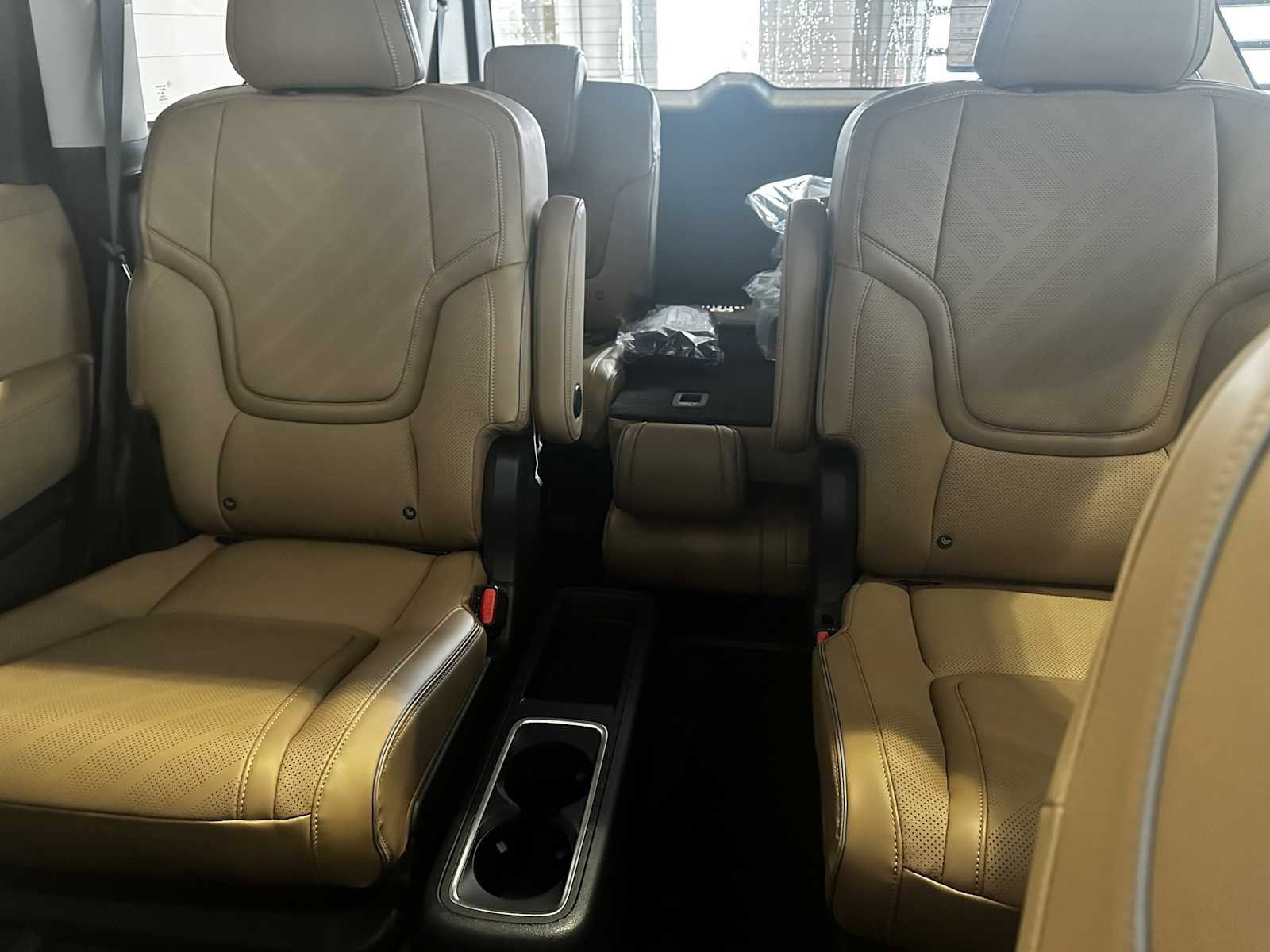 New 2026 INFINITI QX80 Luxe w/ Cargo Package image 10