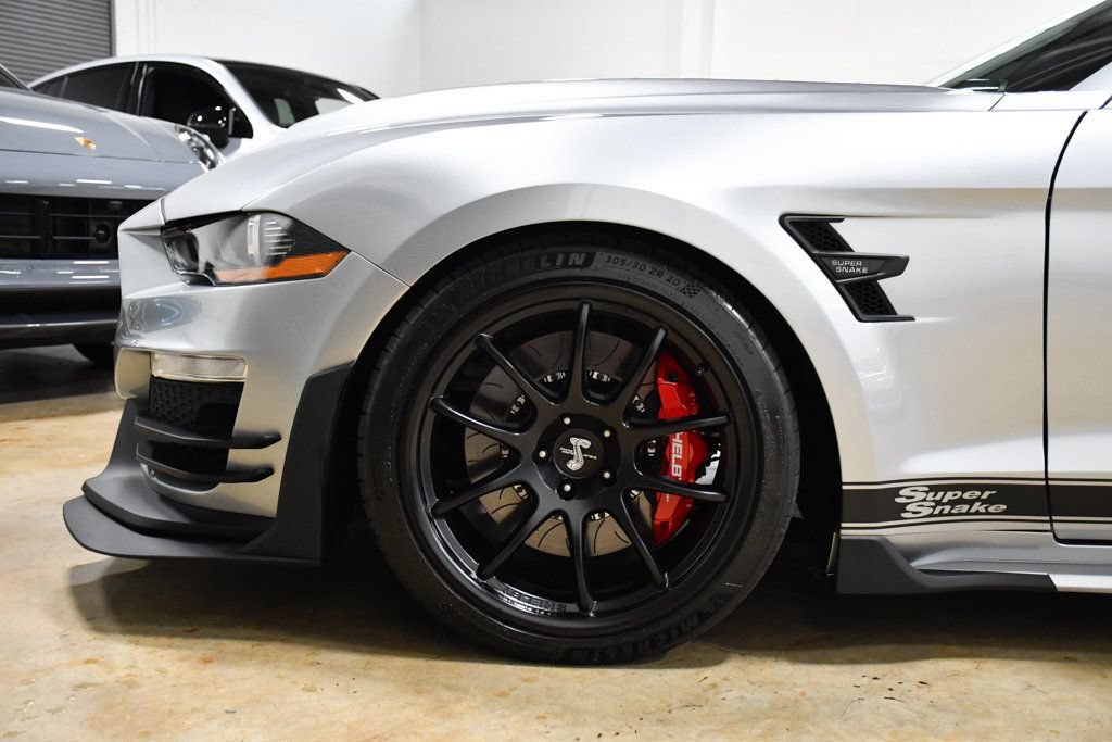 Used 2022 Ford Mustang GT Premium w/ GT Performance Package RWD image 5