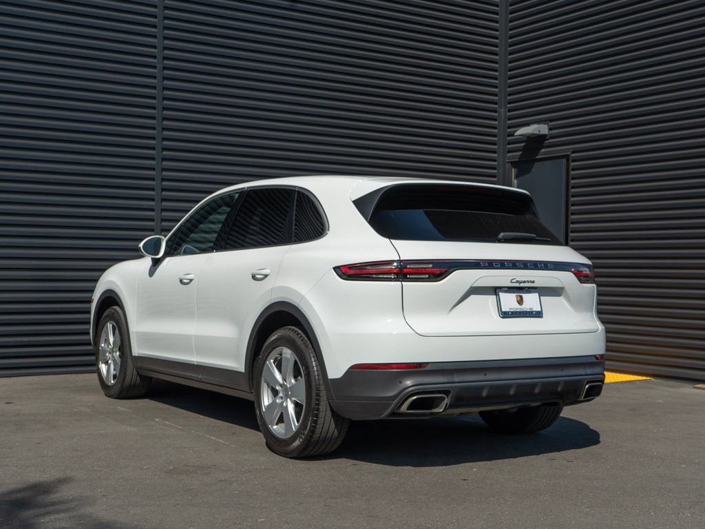 Used 2020 Porsche Cayenne AWD/4WD image 3