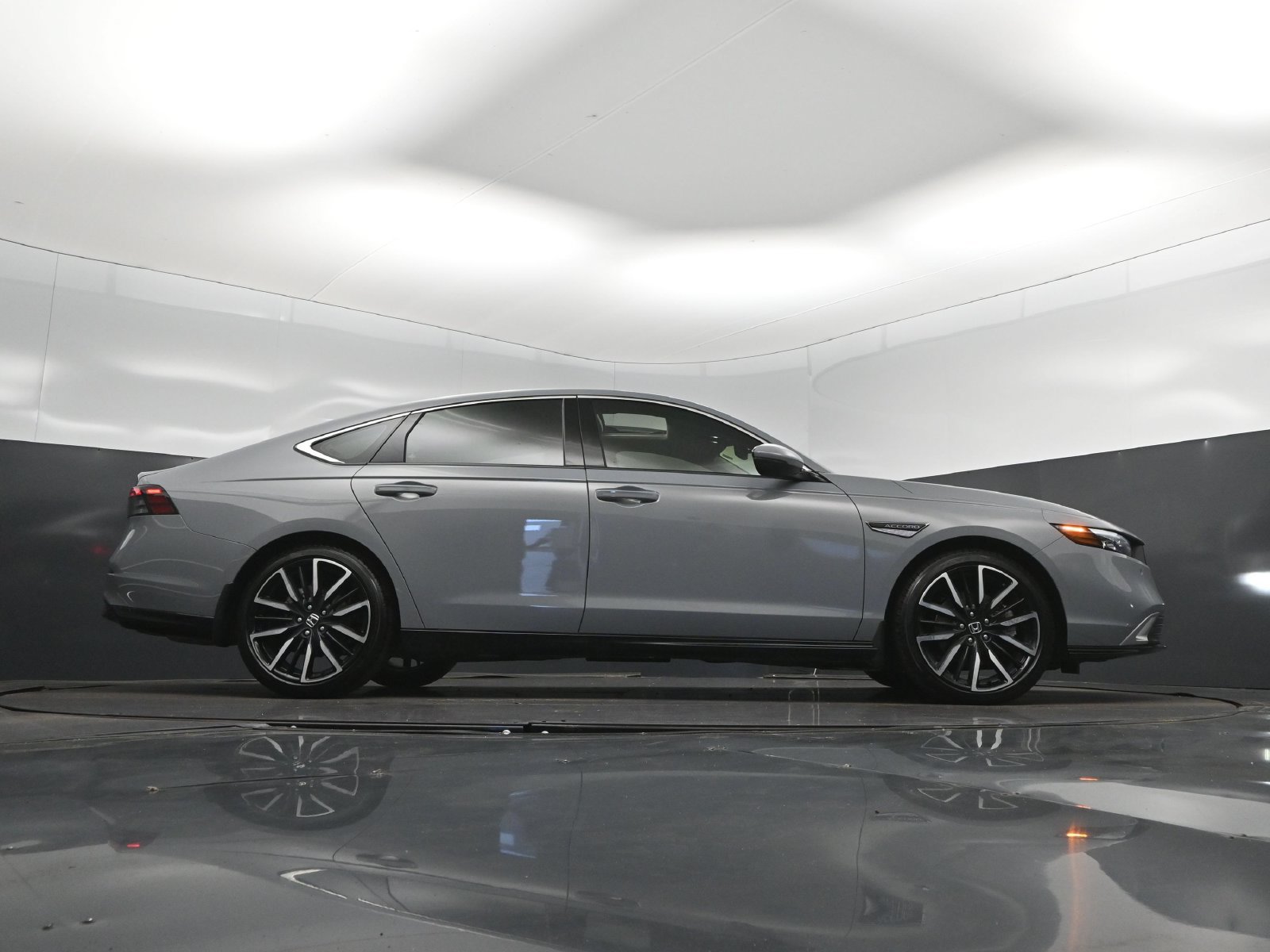 Used 2025 Honda Accord Touring image 43