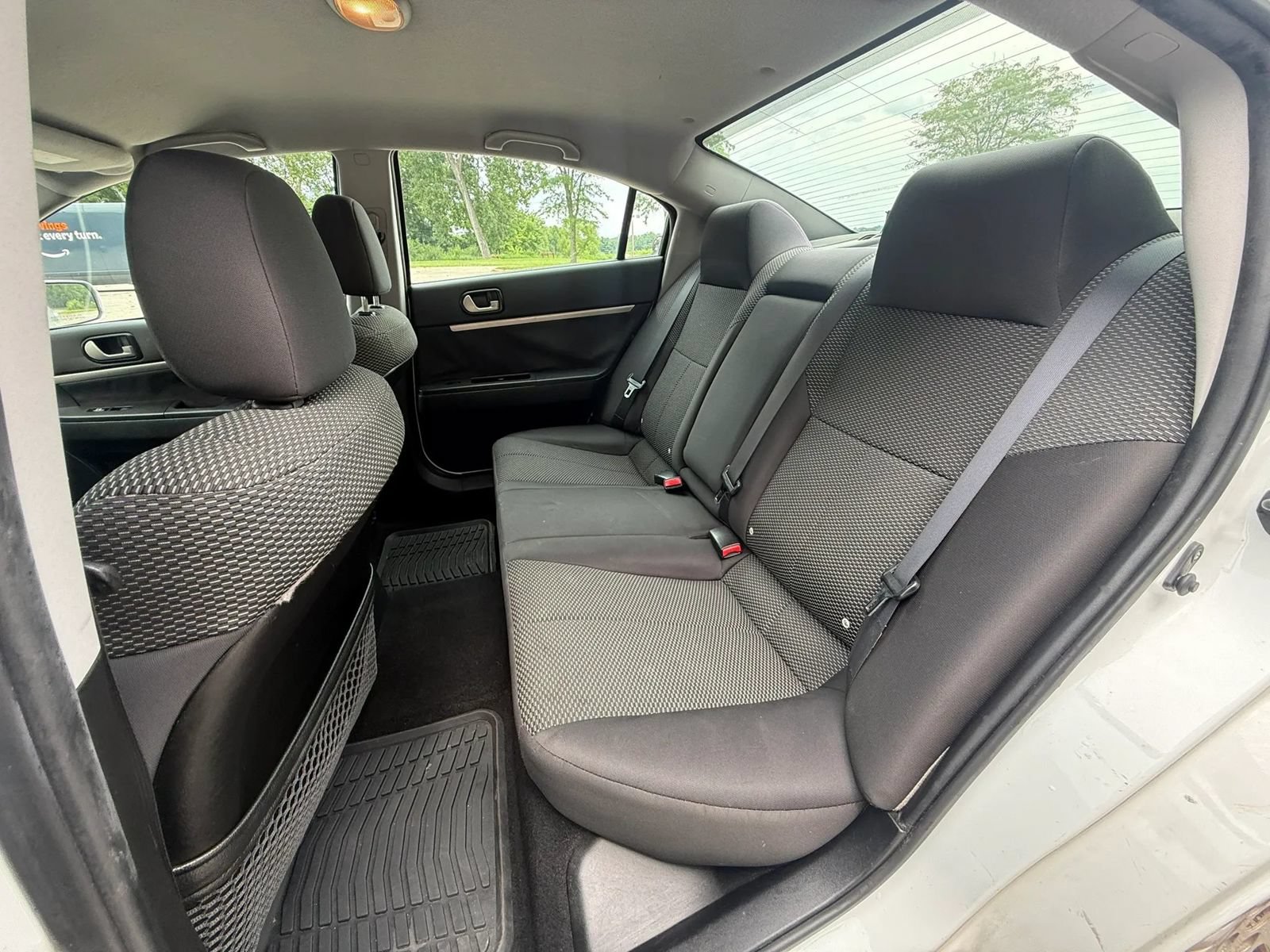 Used 2012 Mitsubishi Galant FWD image 10
