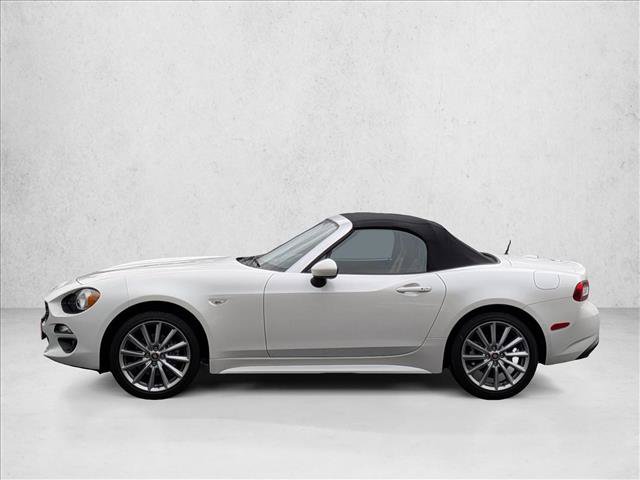 Used 2020 FIAT 124 Spider Lusso w/ Navigation & Sound Group RWD image 9