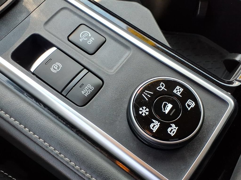 Certified 2024 Nissan Pathfinder SL AWD/4WD image 21
