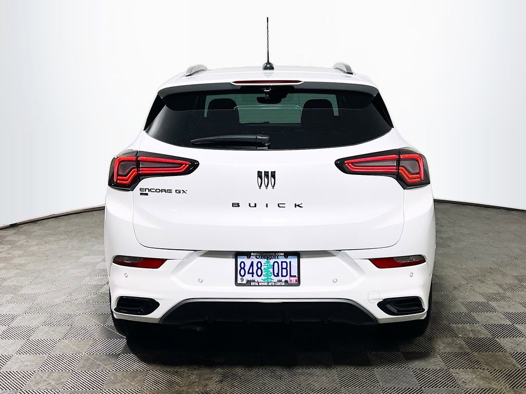 Used 2025 Buick Encore GX Avenir w/ Avenir Technology Package image 6