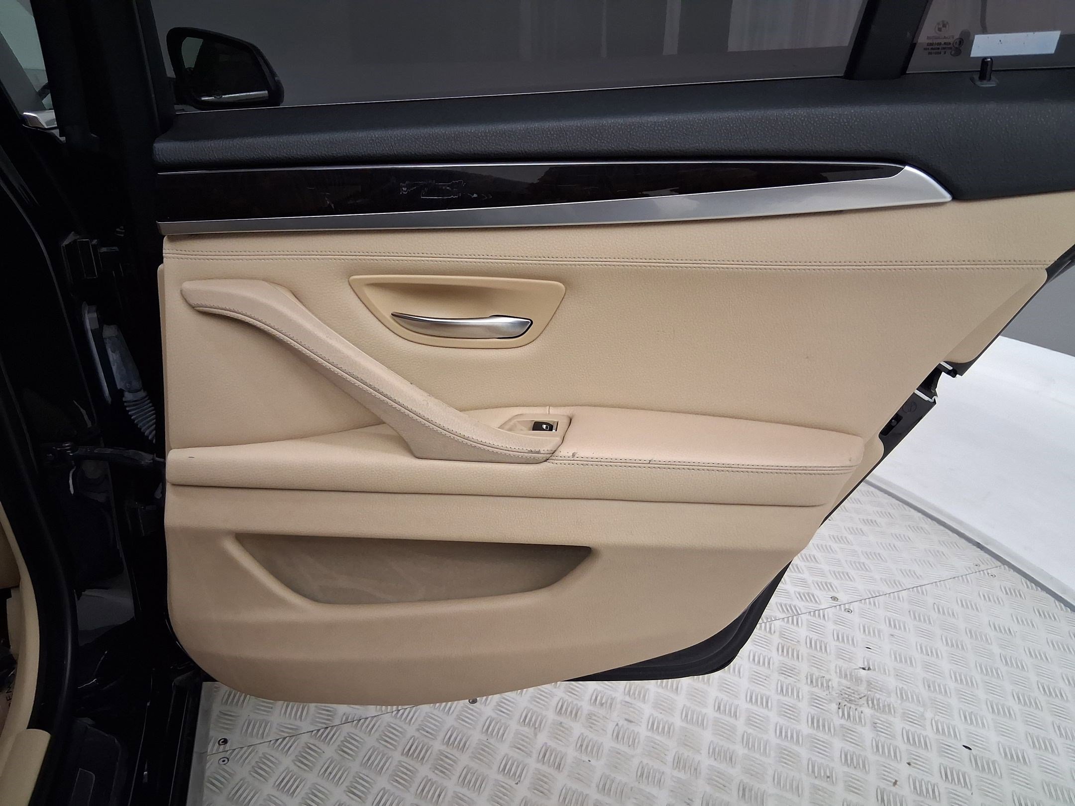 Used 2014 BMW 528i Sedan RWD image 32