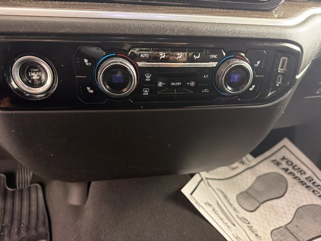 Used 2022 Chevrolet Silverado 1500 LT AWD/4WD image 24