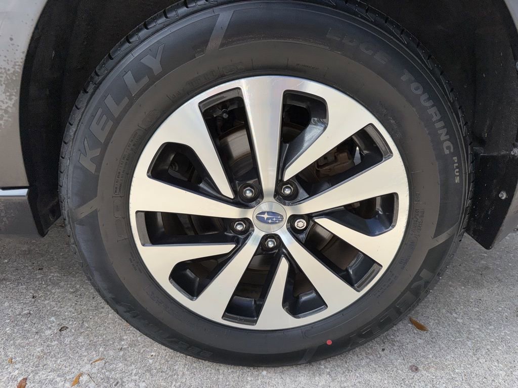 Used 2022 Subaru Outback Premium image 42