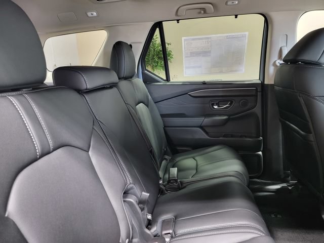 New 2026 Honda Pilot Touring image 14