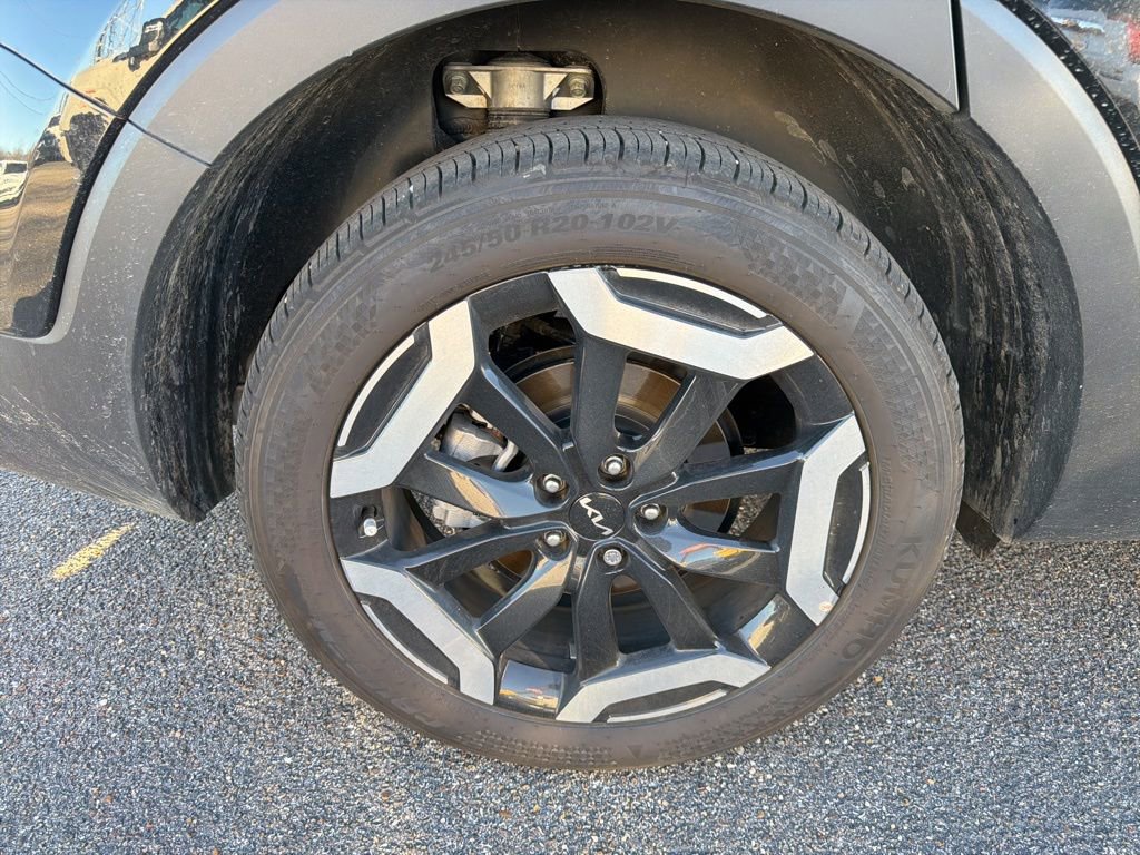 Used 2025 Kia Telluride S image 11