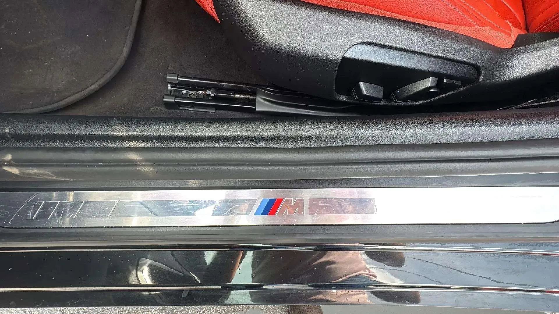 Used 2022 BMW Z4 sDrive30i w/ M Sport Package image 32