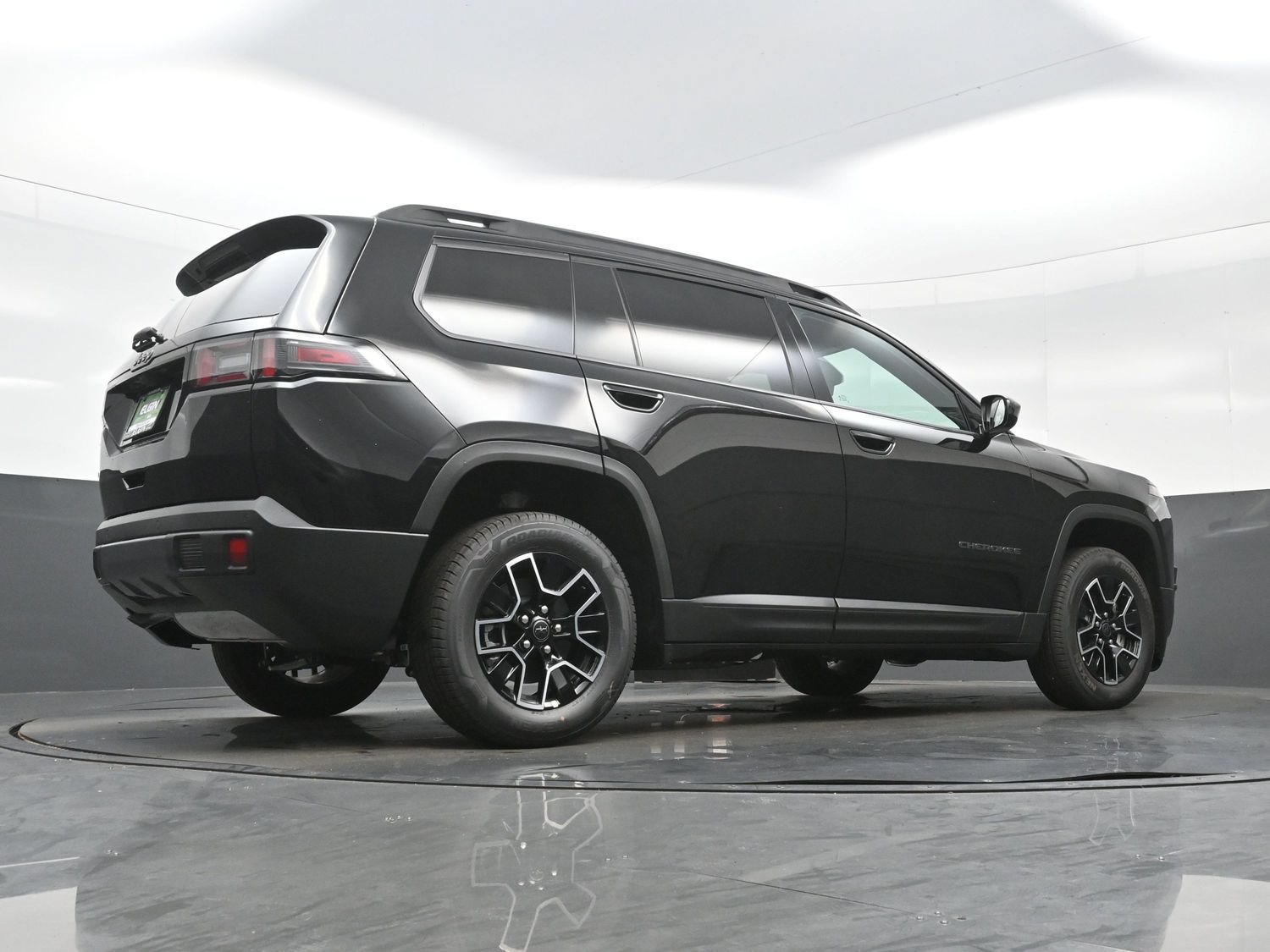 New 2026 Jeep Cherokee AWD/4WD image 17