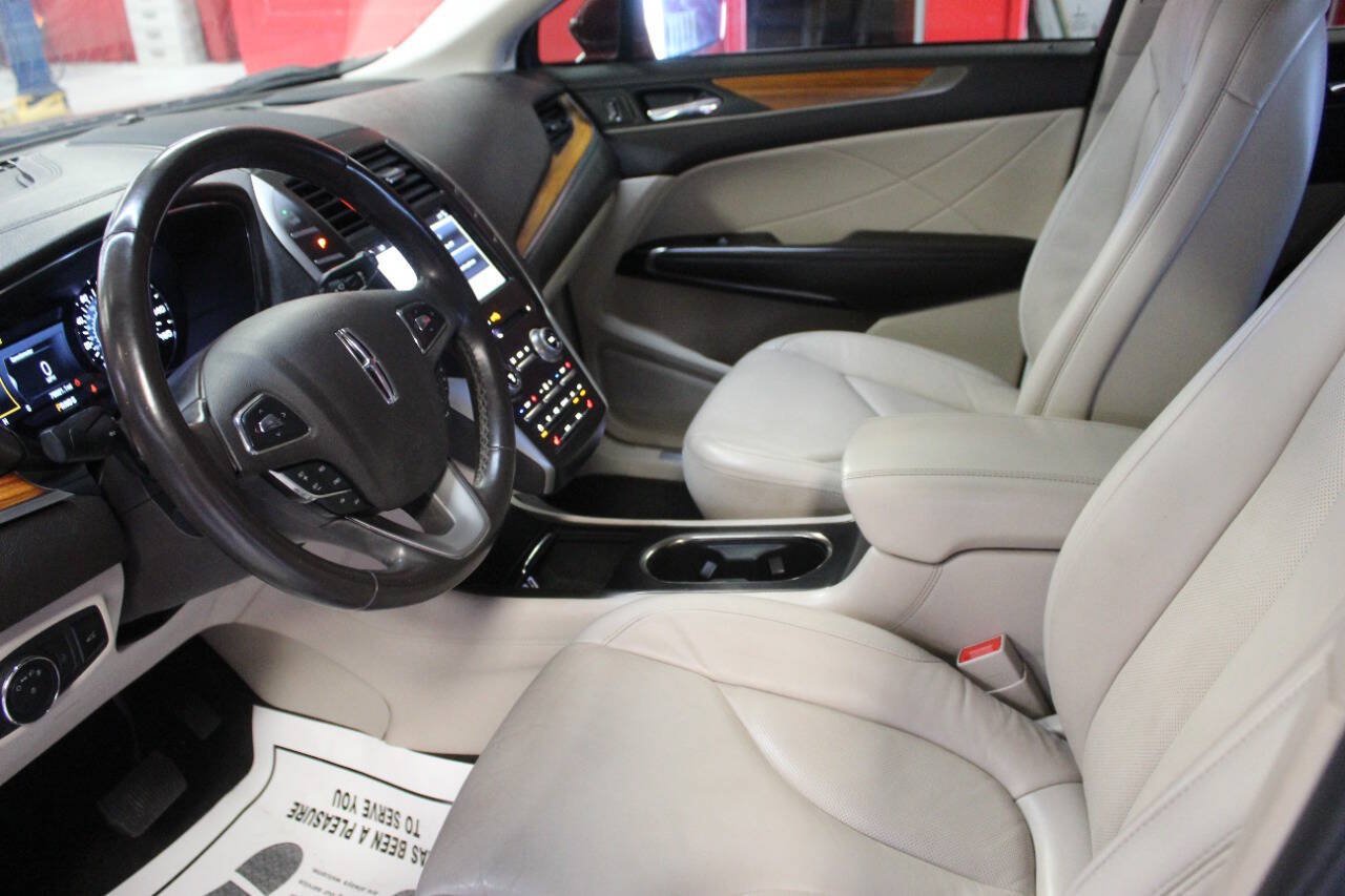 Used 2019 Lincoln MKC Select w/ Select Plus Package FWD image 15