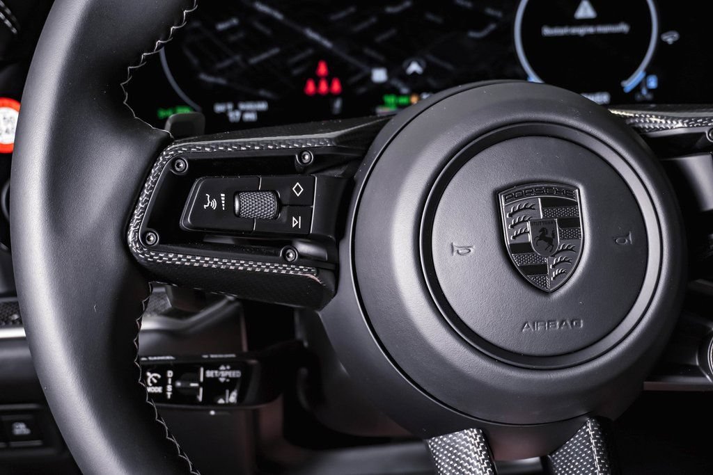New 2025 Porsche Cayenne Turbo AWD/4WD image 20